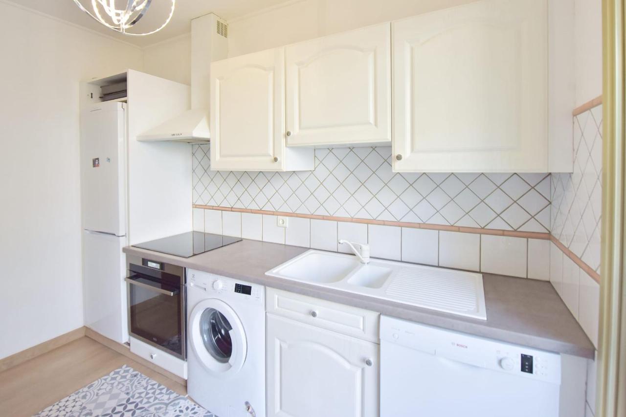 2-br With Pool & Garage - 10 Min Walk To Center Apartment